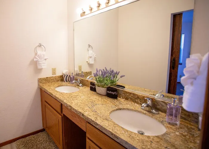 Awe Inspiring Red Rock Views With Hot Tub! * Sedona