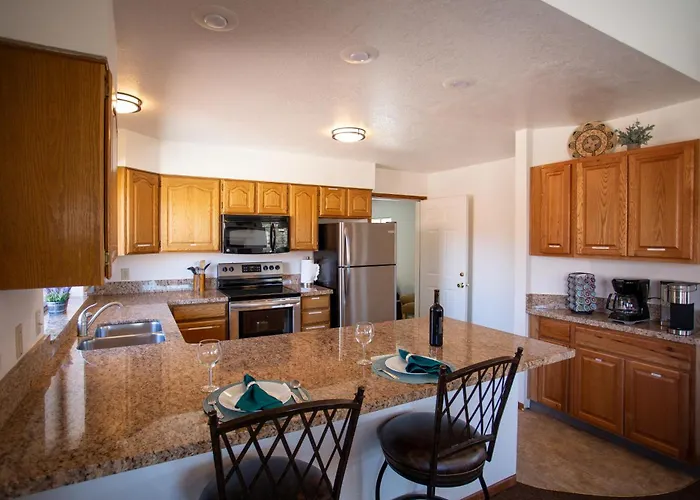 Awe Inspiring Red Rock Views With Hot Tub! Sedona