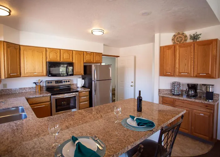 Awe Inspiring Red Rock Views With Hot Tub! *